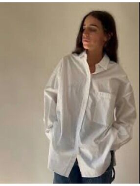 Ghospell White Oversized Button-Up Shirt Large